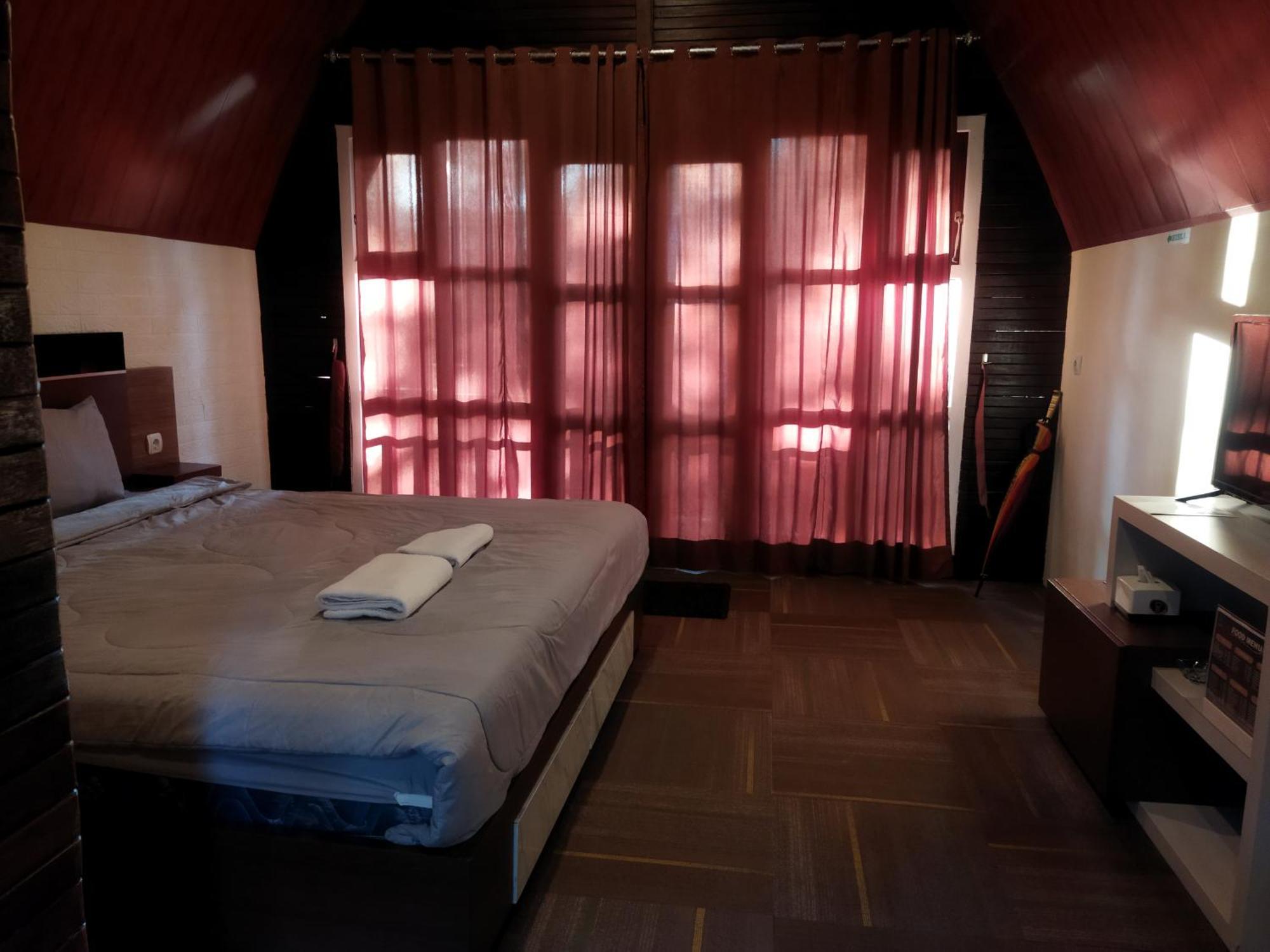 Pijar Resort Powered By Cocotel Kudus Номер фото